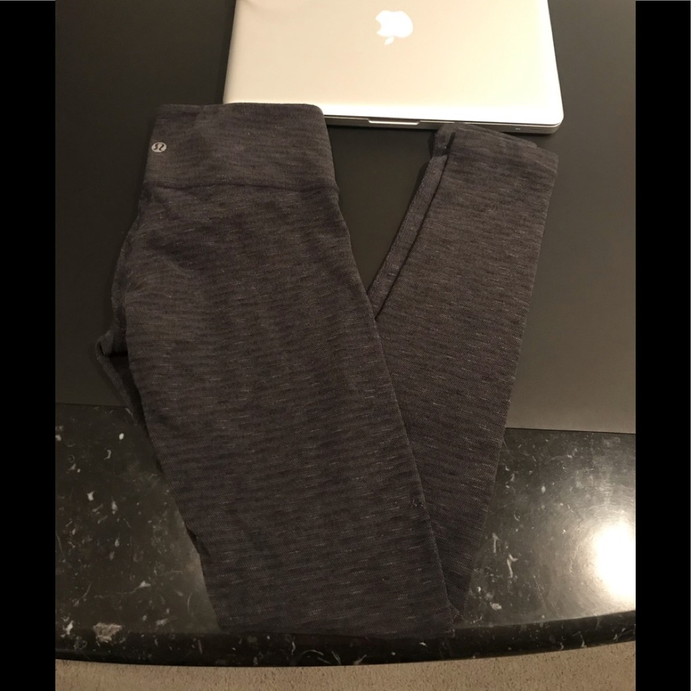 Lululemon wunder under textured pant
